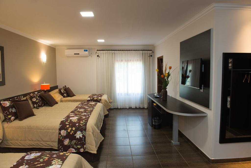 פוארטו איגואסו Orquideas Hotel & Cabanas חדר תמונה